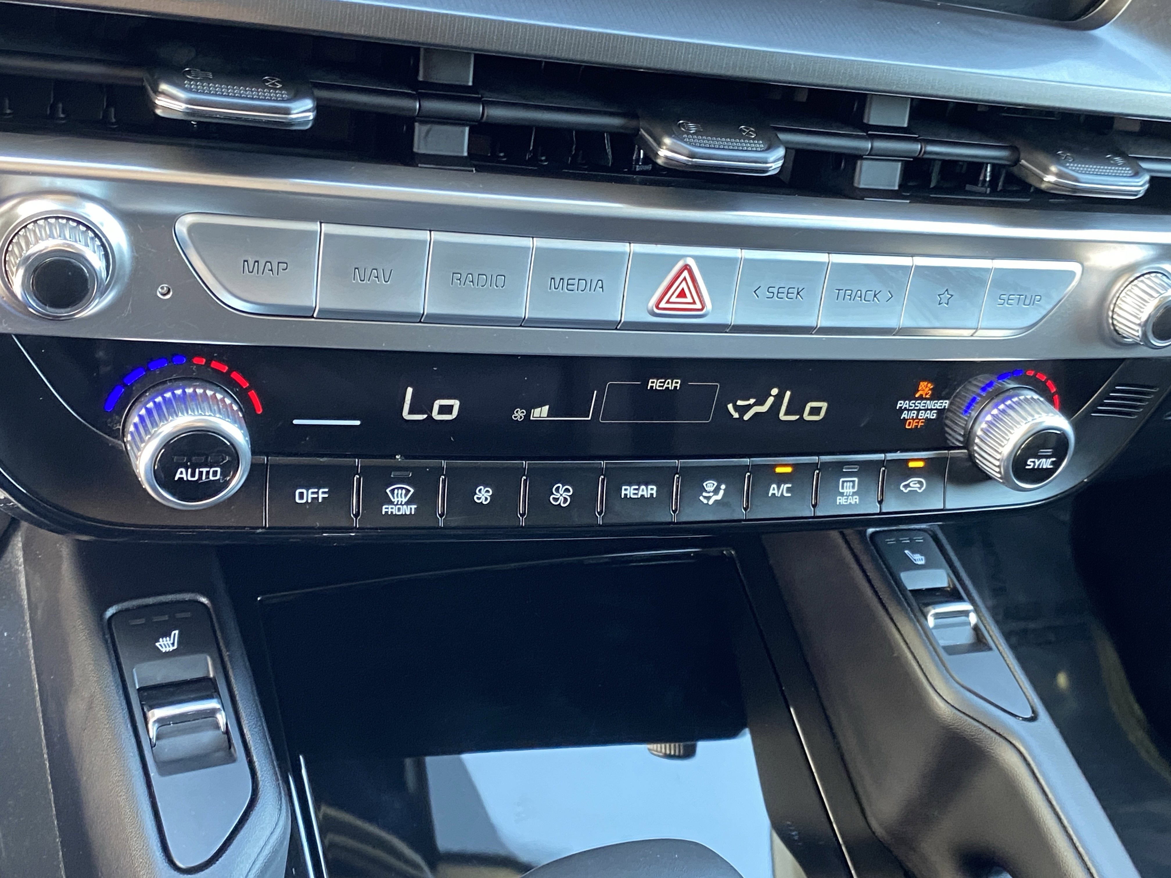 Used 2025 Kia Telluride S image 23