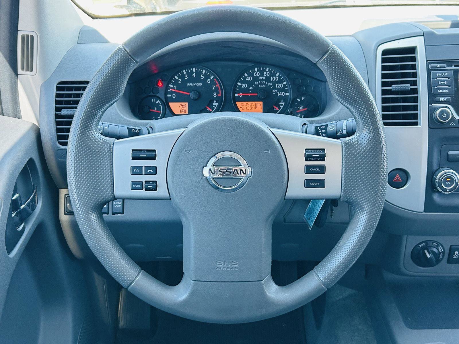 Used 2016 Nissan Frontier SV AWD/4WD image 9