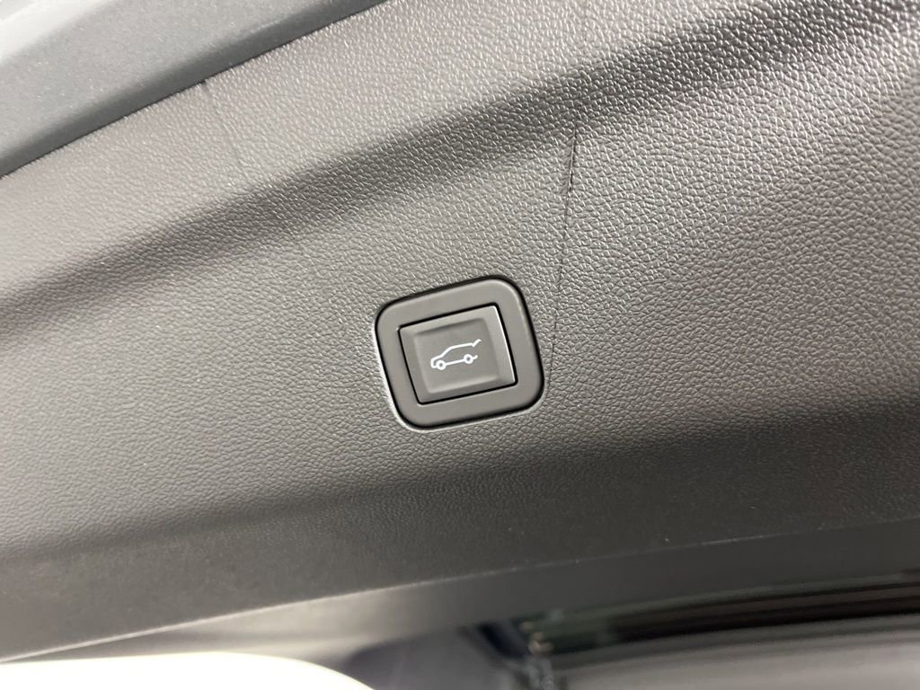 New 2026 Chevrolet Tahoe High Country image 23