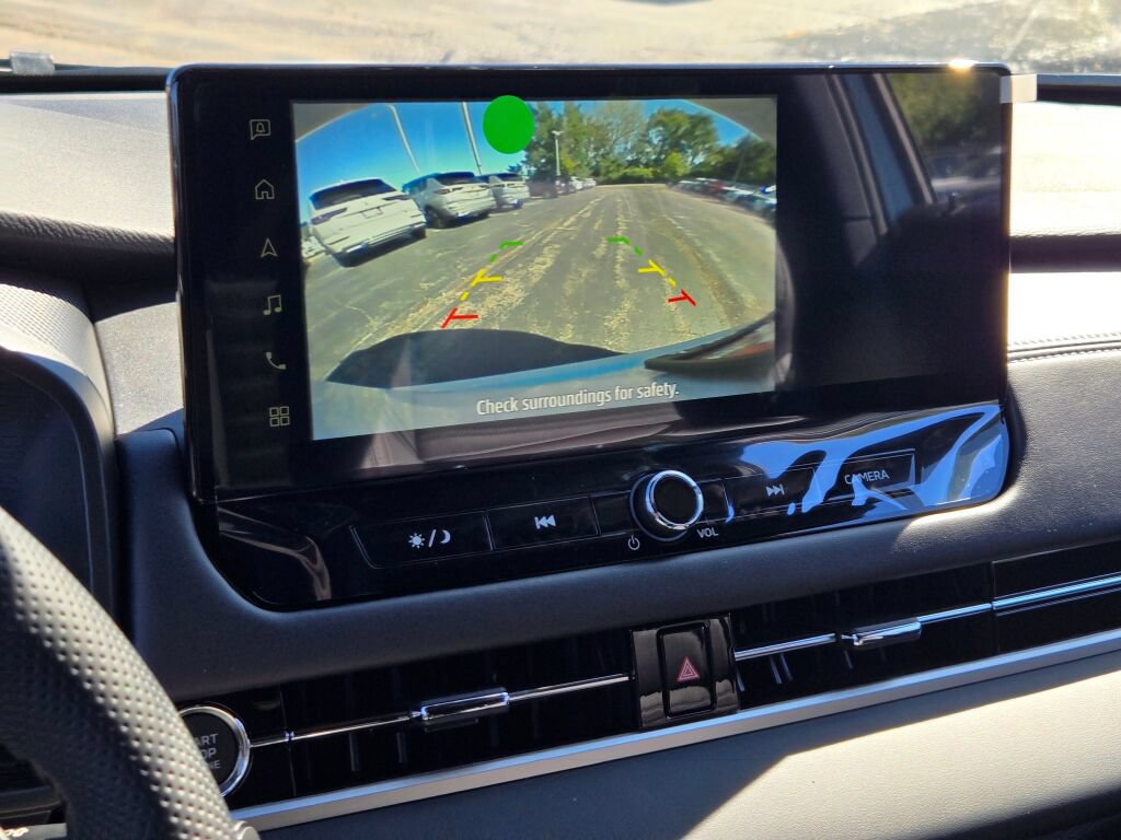 New 2026 Mitsubishi Outlander LE AWD/4WD image 24