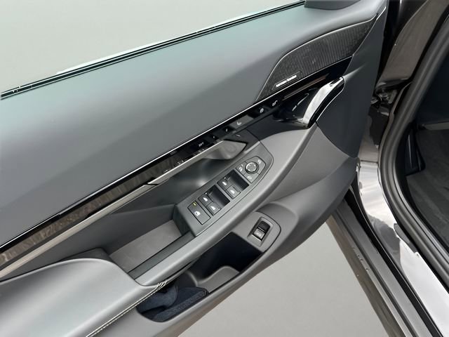 Certified 2024 BMW 530i w/ Premium Package image 11