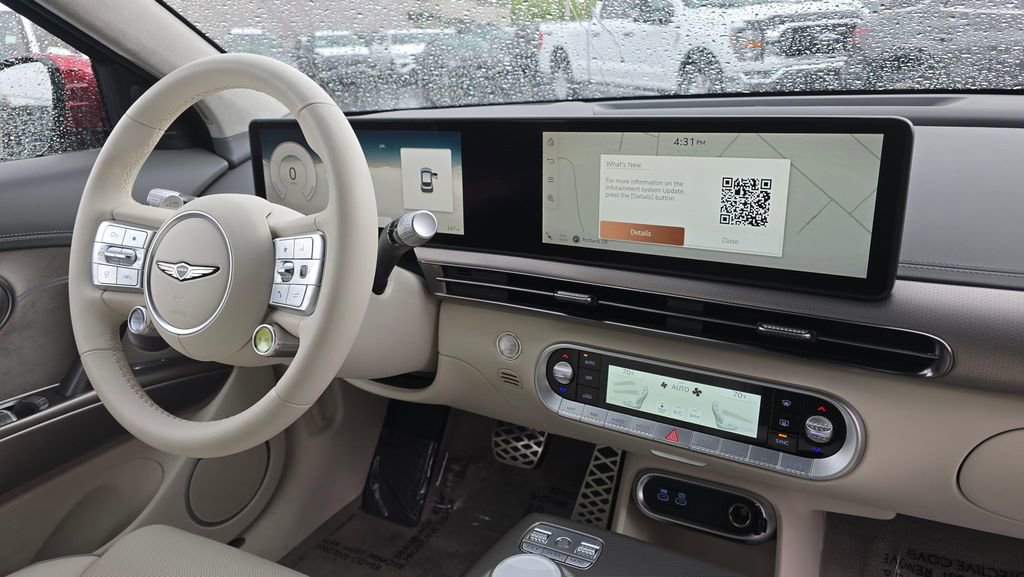 Used 2025 Genesis GV60 Performance image 11