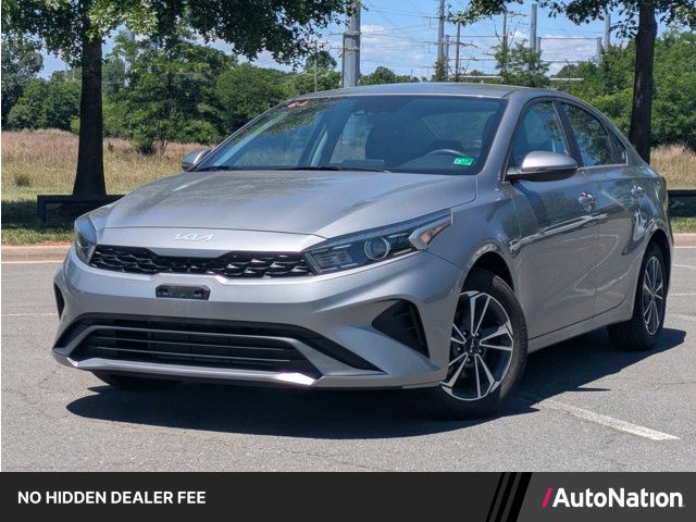 Used 2024 Kia Forte LXS w/ LXS Technology Package FWD image 1
