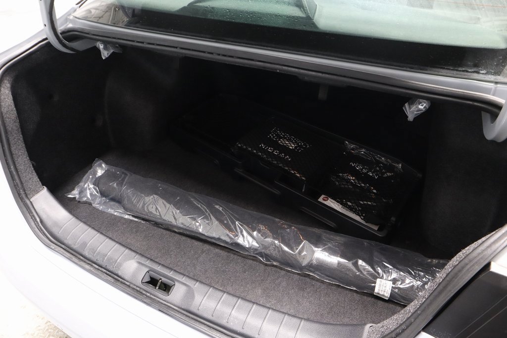 Certified 2024 Nissan Altima 2.5 SR w/ SR Premium Package image 15