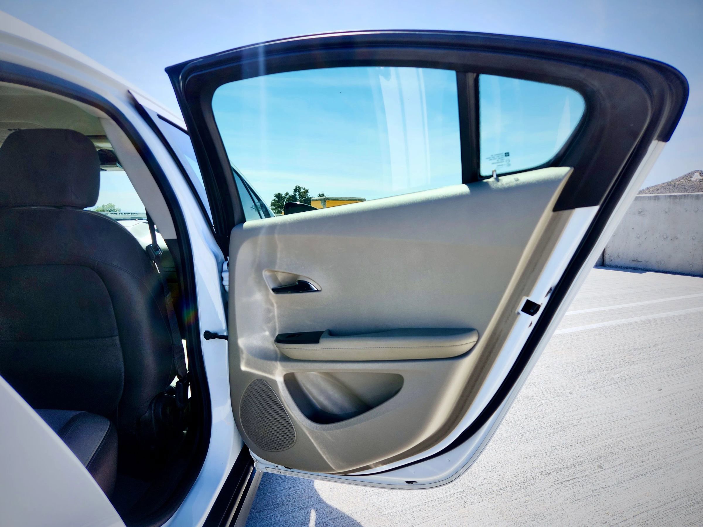 Used 2013 Chevrolet Volt Premium w/ Premium Trim Package image 28