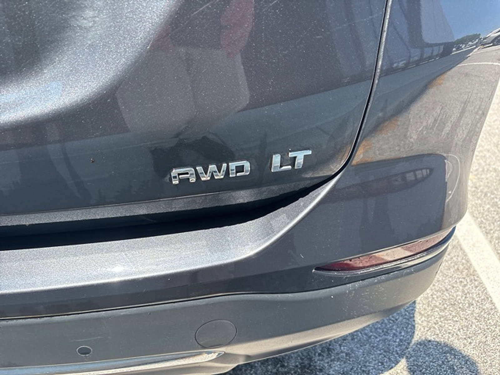 Used 2022 Chevrolet Equinox LT AWD/4WD image 11
