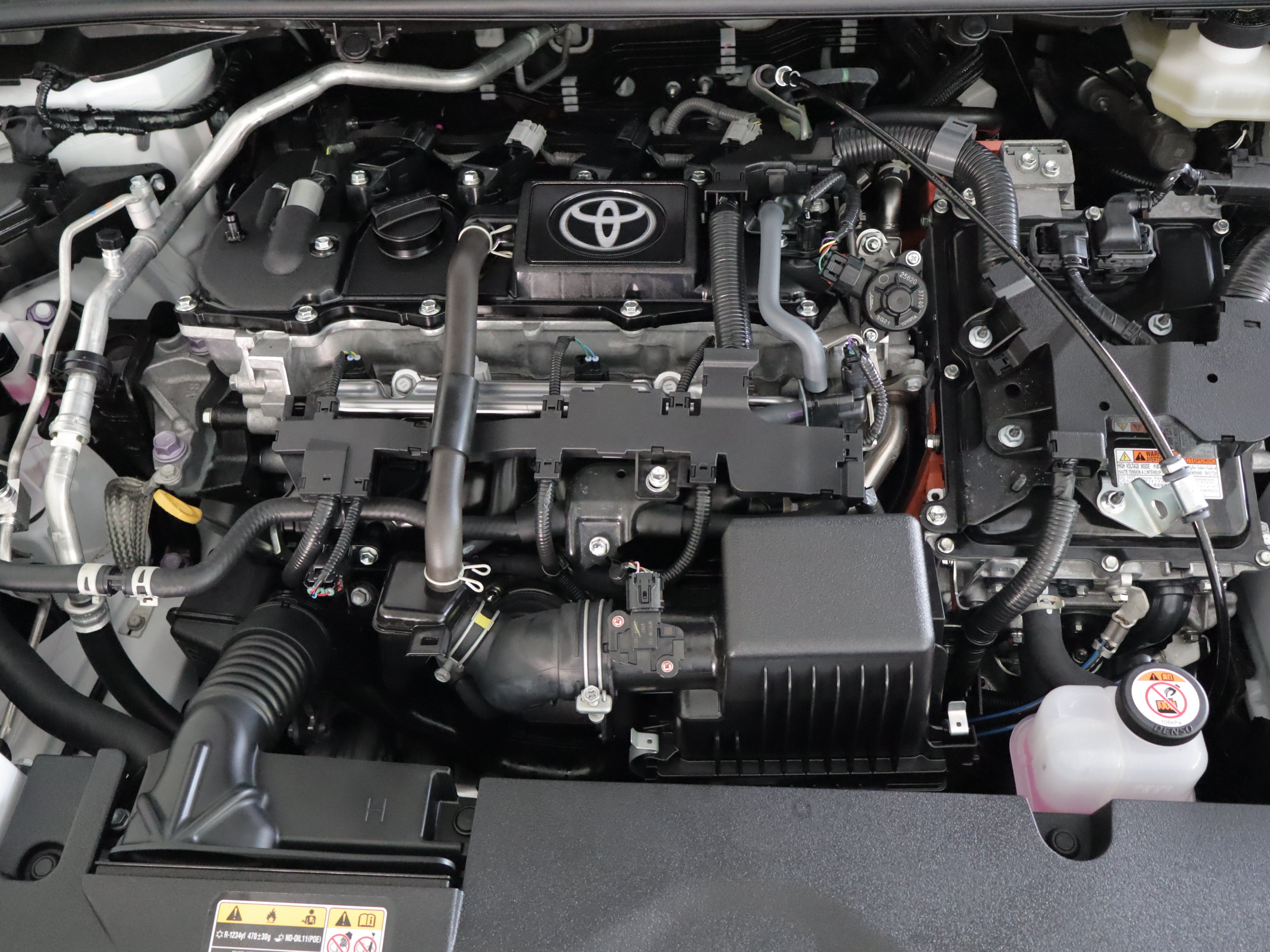 Used 2025 Toyota Corolla XLE FWD image 31