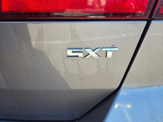 Used 2012 Dodge Journey SXT FWD image 22
