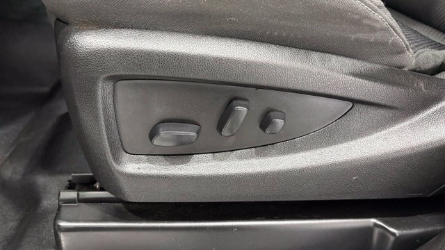 Used 2019 Chevrolet Silverado 3500 LT AWD/4WD image 12