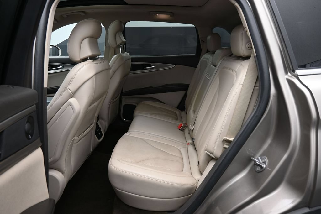 Used 2019 Lincoln Nautilus Reserve AWD/4WD image 26