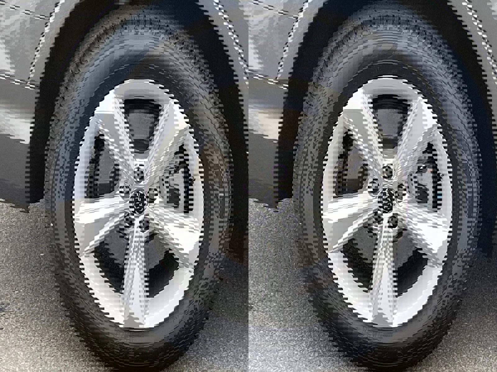 Certified 2024 Audi Q7 2.0T Premium Plus image 9