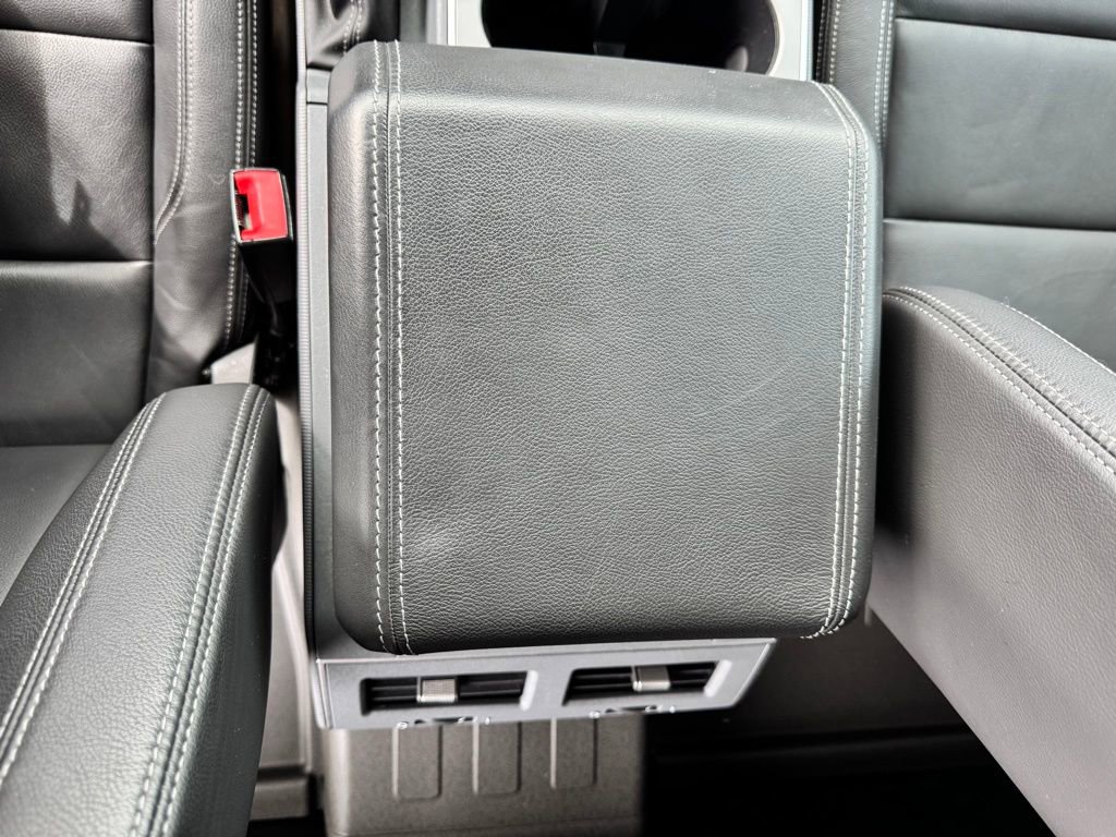 Used 2024 INEOS Grenadier image 16