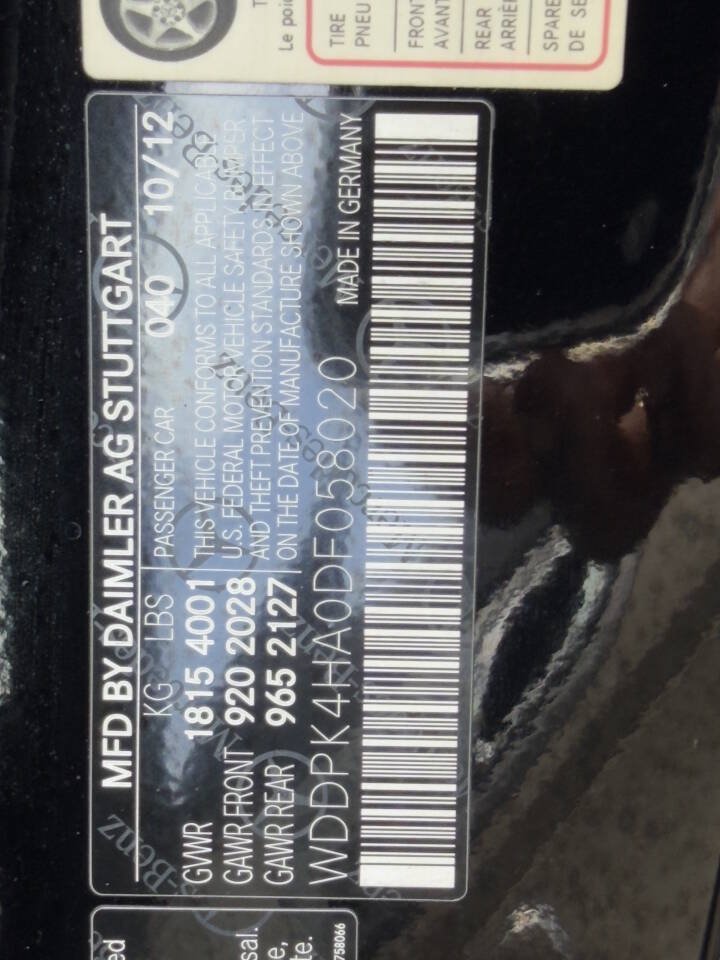 Used 2013 Mercedes-Benz SLK 250 image 24