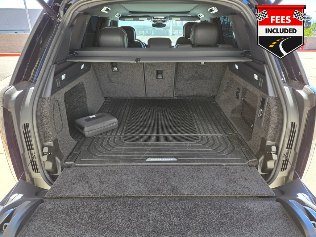 Used 2025 Land Rover Range Rover SE AWD/4WD image 19