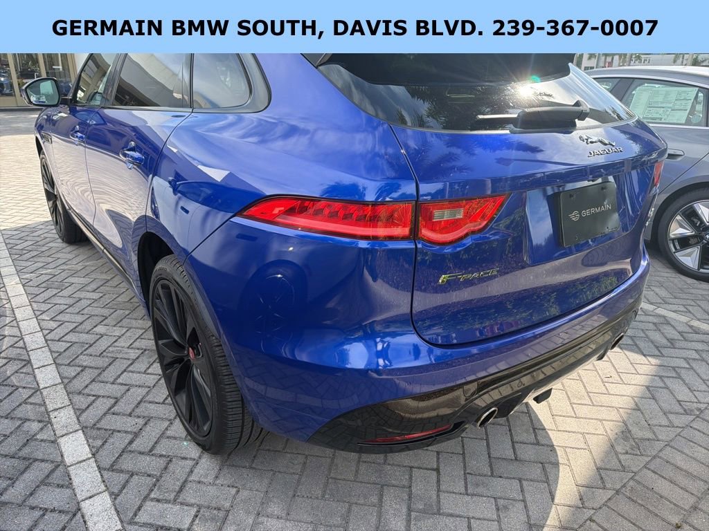 Used 2019 Jaguar F-PACE S image 12