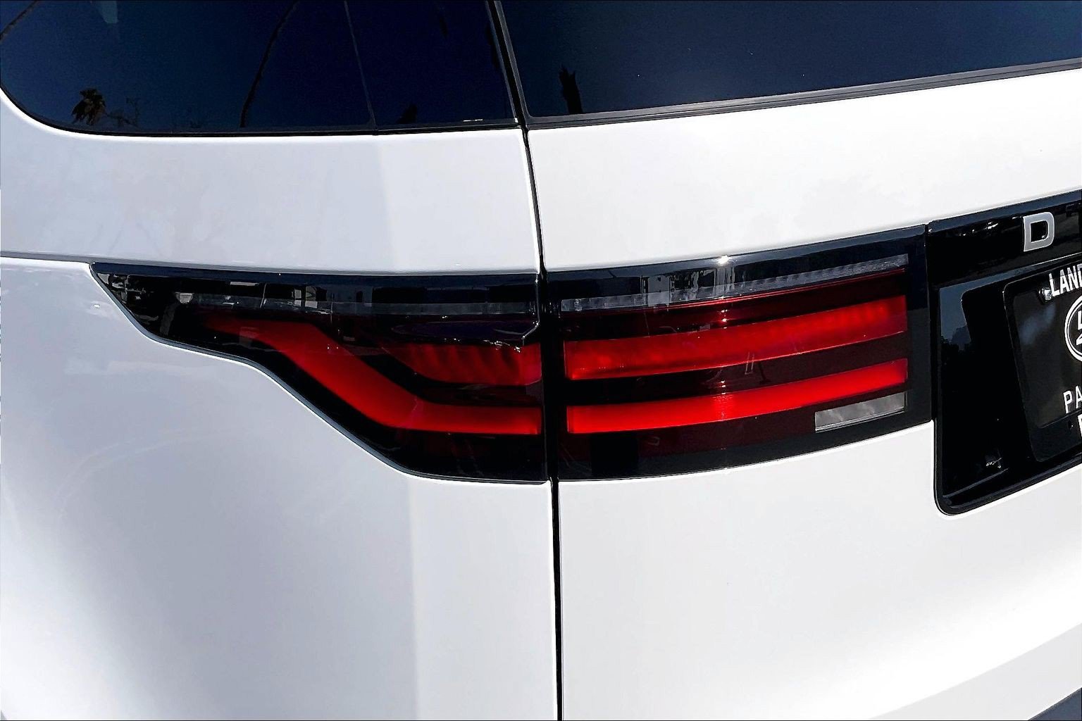 New 2026 Land Rover Discovery S AWD/4WD image 8