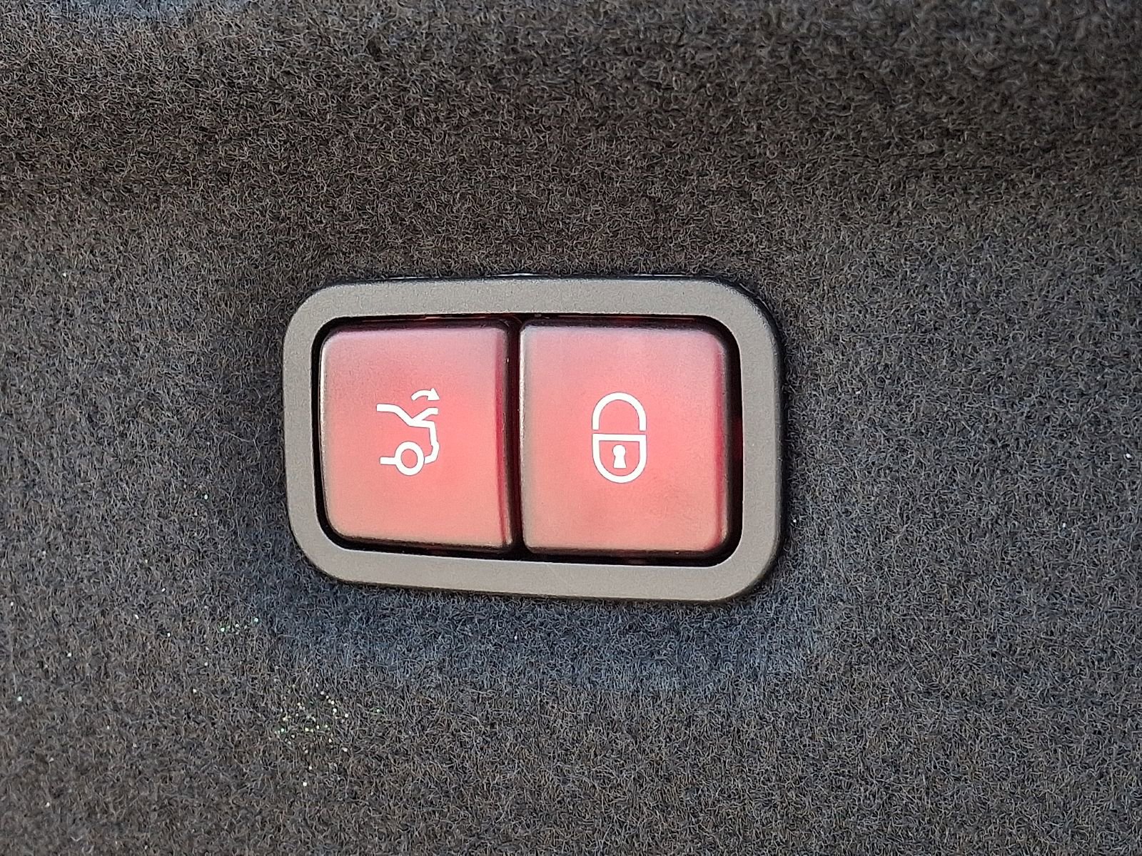 Certified 2022 Mercedes-Benz SL 63 AMG 4MATIC image 30