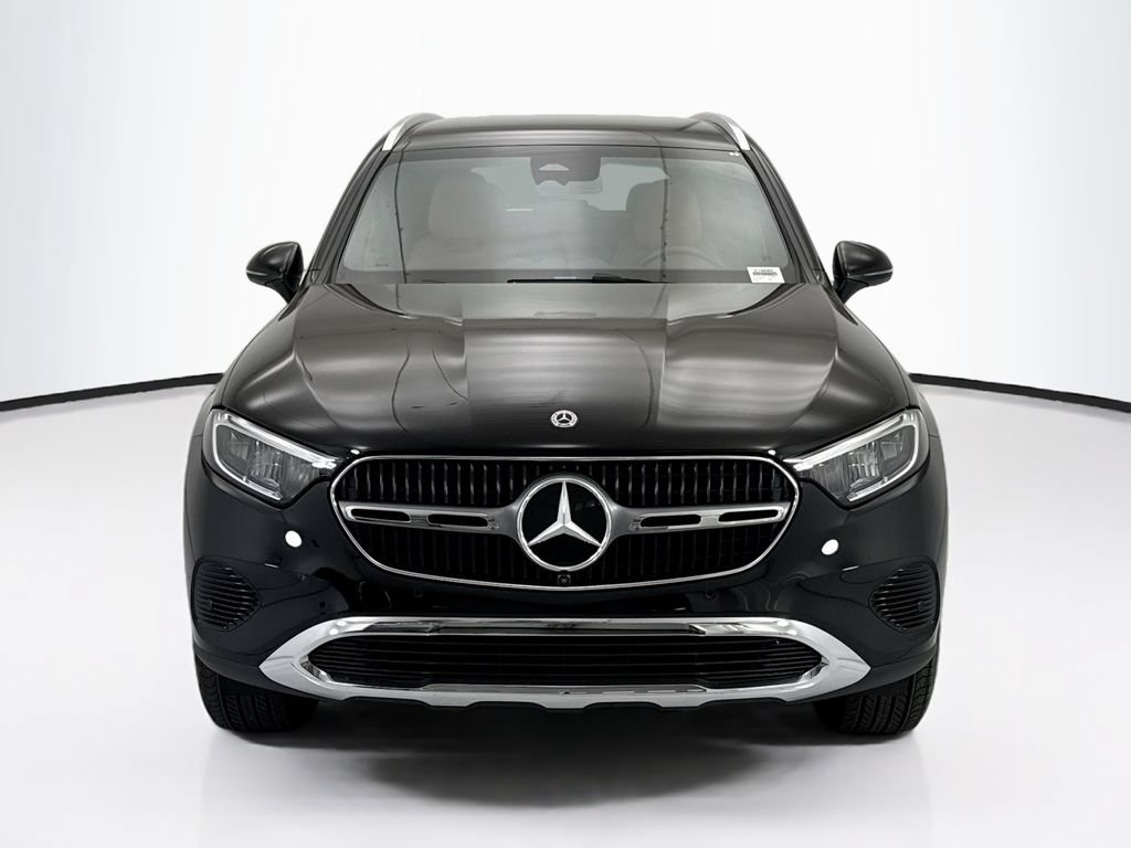 Certified 2026 Mercedes-Benz GLC 300 image 2