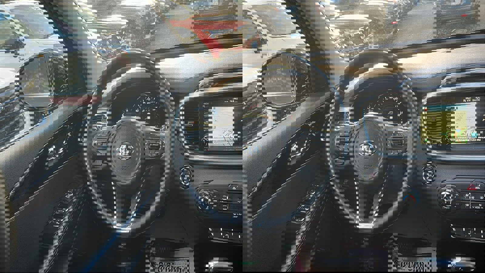 Used 2017 Kia Sorento SX image 22