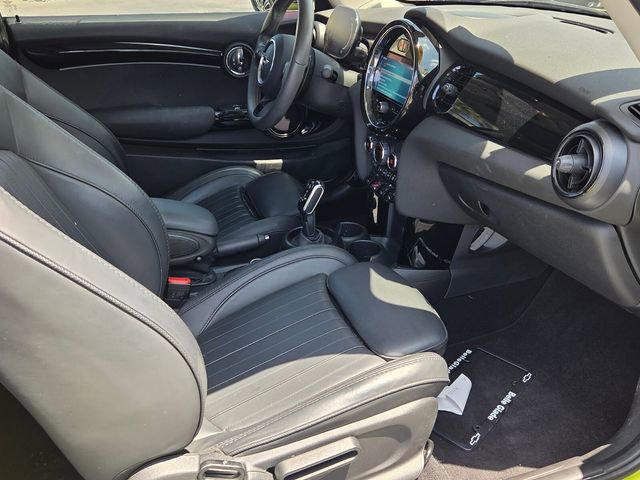Used 2024 MINI Cooper S w/ Signature Upholstery Package FWD image 10