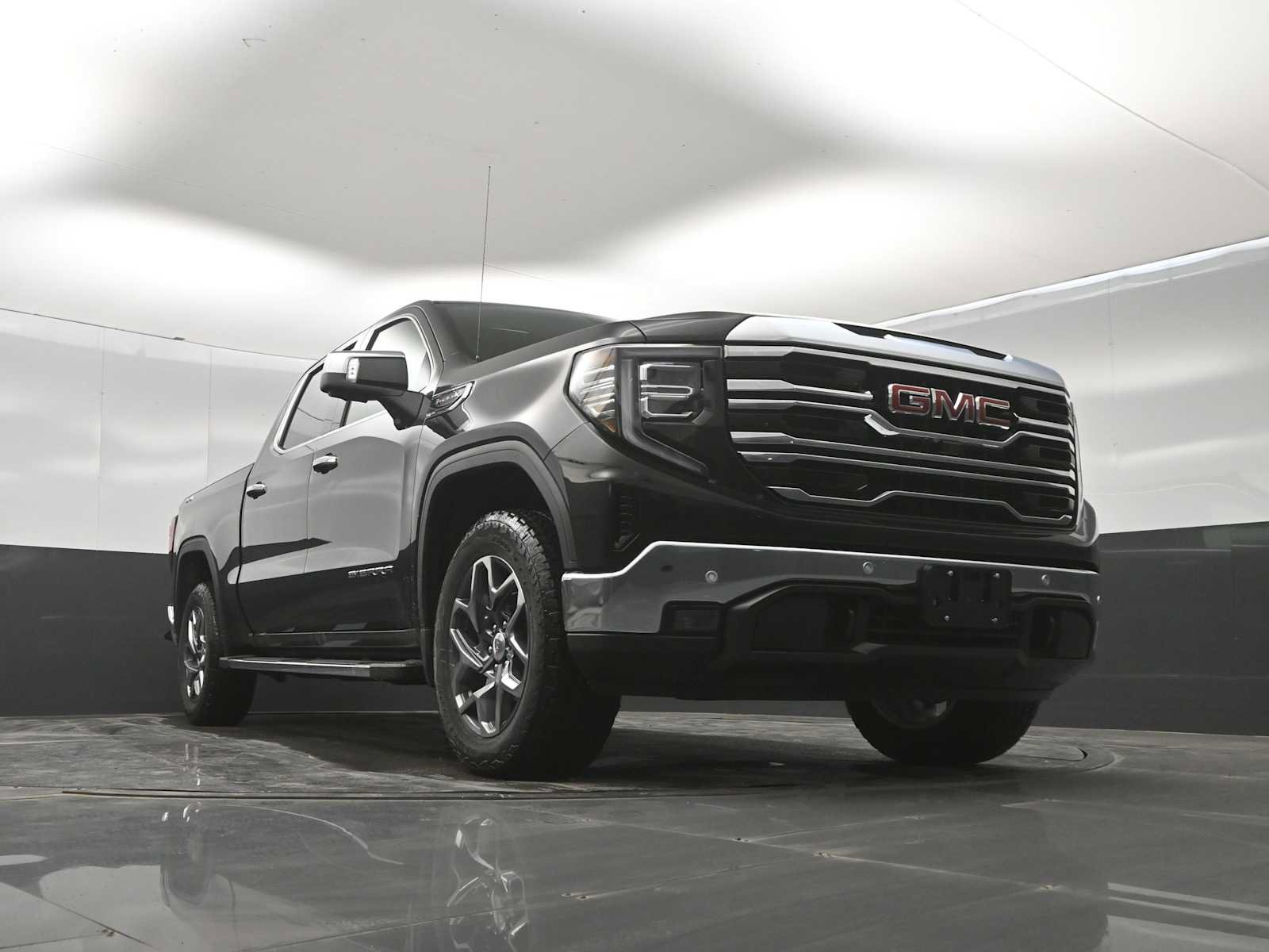 New 2026 GMC Sierra 1500 SLT w/ SLT Premium Plus Package AWD/4WD image 36