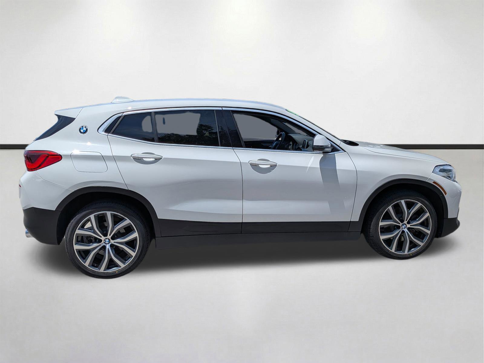 Used 2018 BMW X2 sDrive28i FWD image 3