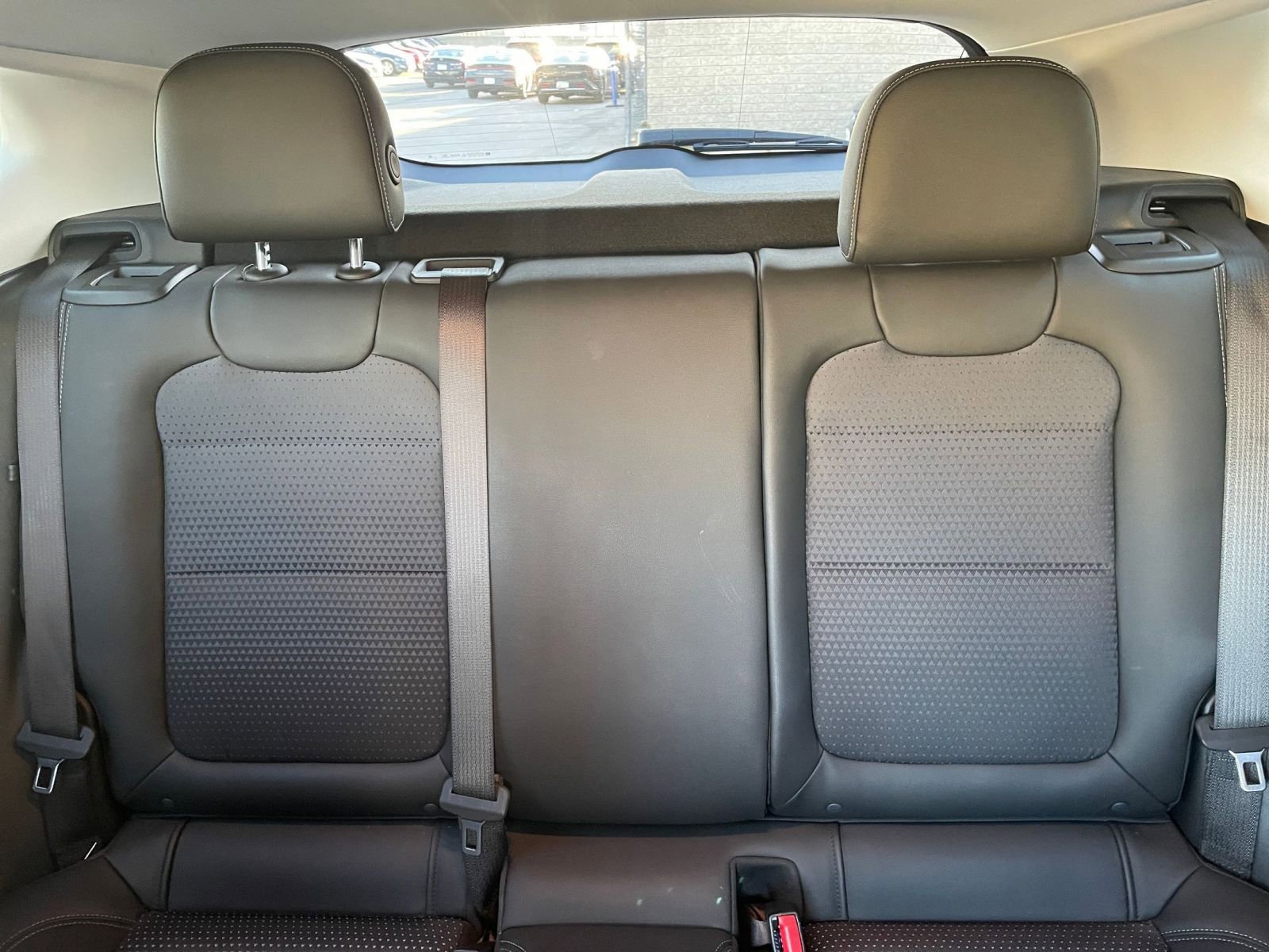 Used 2025 Chevrolet Trax LT w/ LT Convenience Package image 37