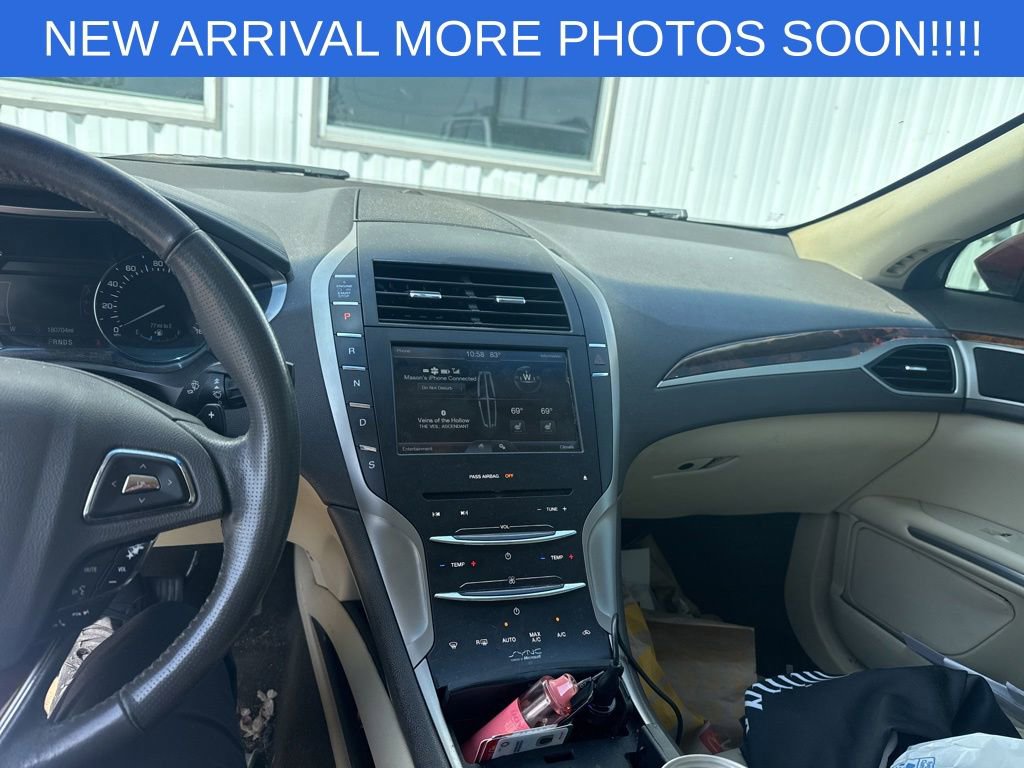 Used 2014 Lincoln MKZ w/ Equipment Group 101A Select FWD image 14