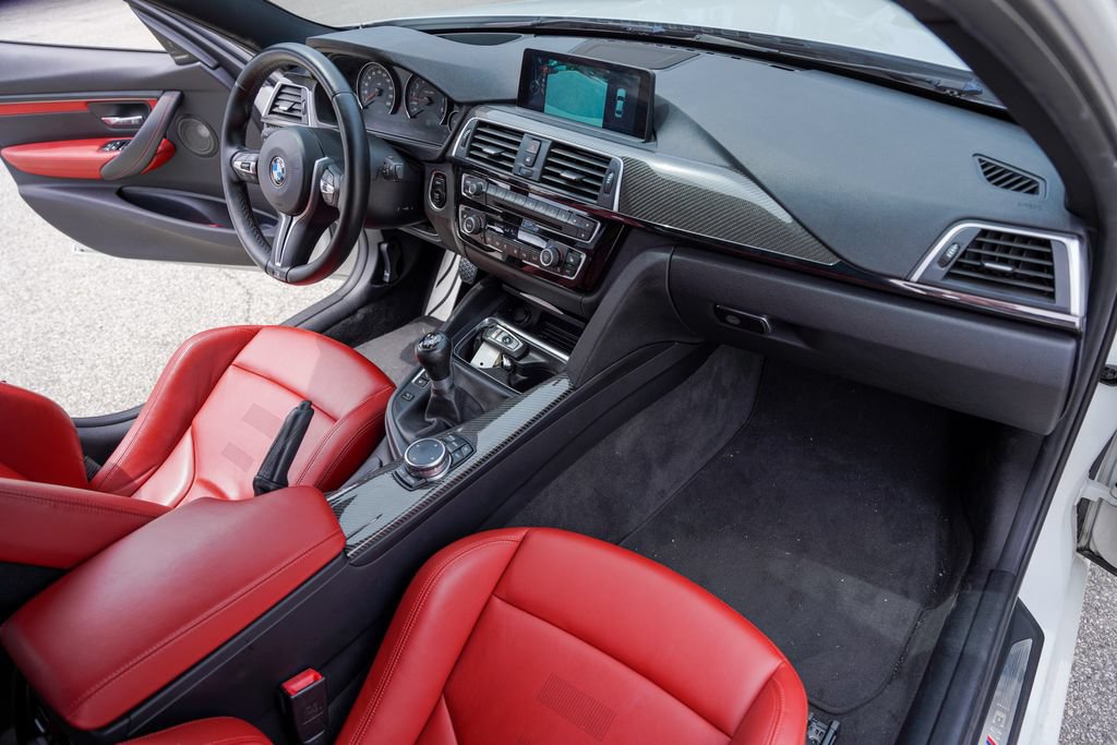Used 2016 BMW M3 RWD image 37