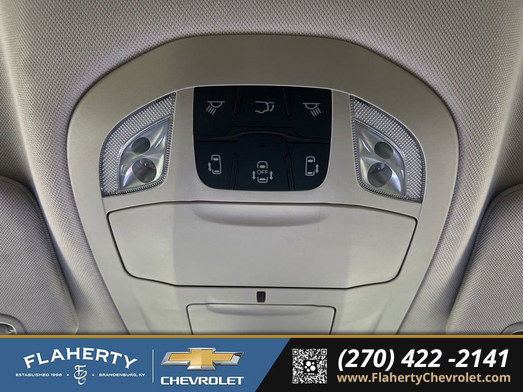 Used 2024 Chrysler Pacifica Touring-L FWD image 29
