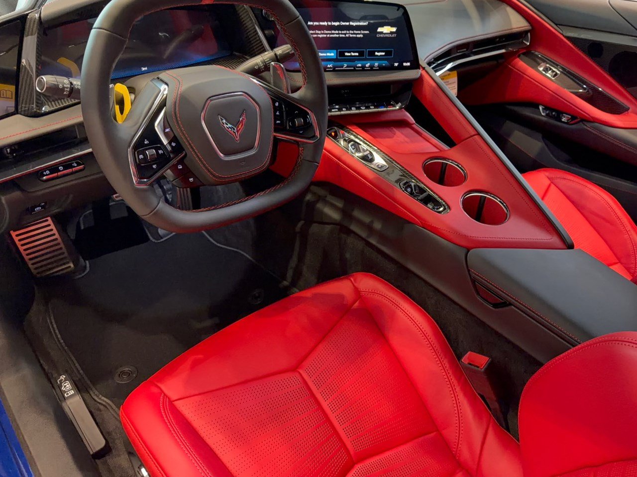 New 2027 Chevrolet Corvette Grand Sport w/ Stealth Interior Trim Package RWD image 4