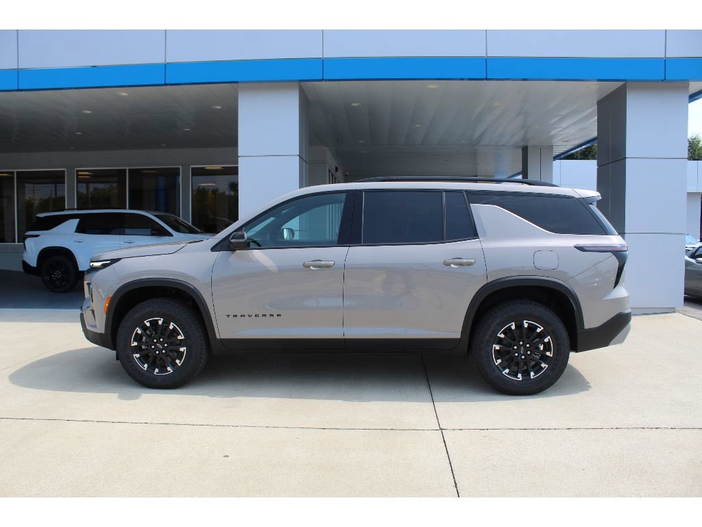 New 2026 Chevrolet Traverse Z71 w/ Driver Confidence Package AWD/4WD image 2
