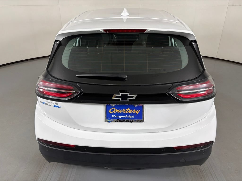 Certified 2023 Chevrolet Bolt LT w/ Driver Confidence Package FWD image 8
