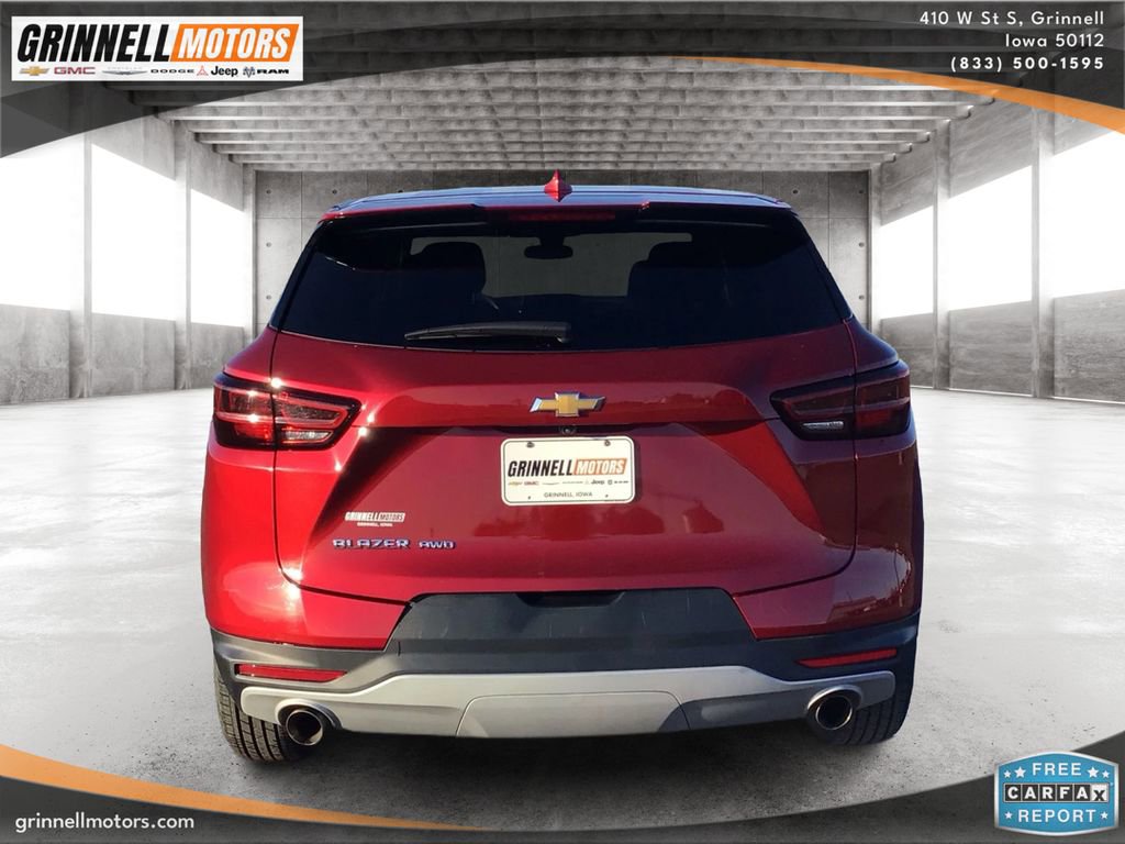 Used 2025 Chevrolet Blazer LT image 6