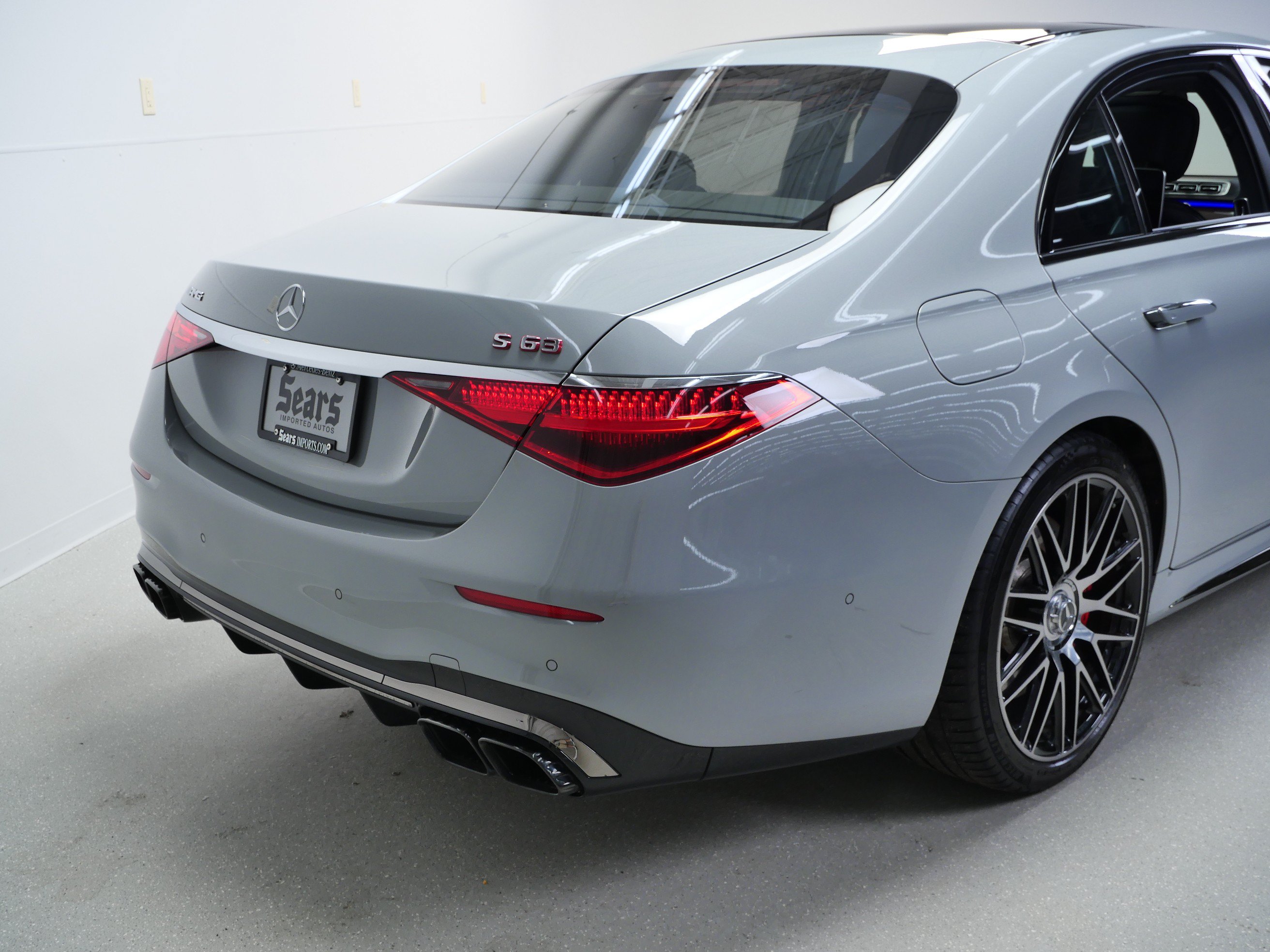 Used 2024 Mercedes-Benz S 63 AMG S image 5