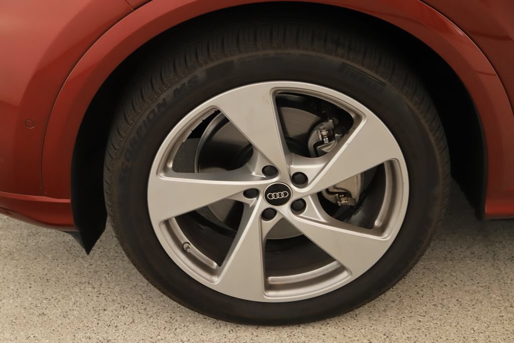 Certified 2025 Audi Q5 Prestige AWD/4WD image 34