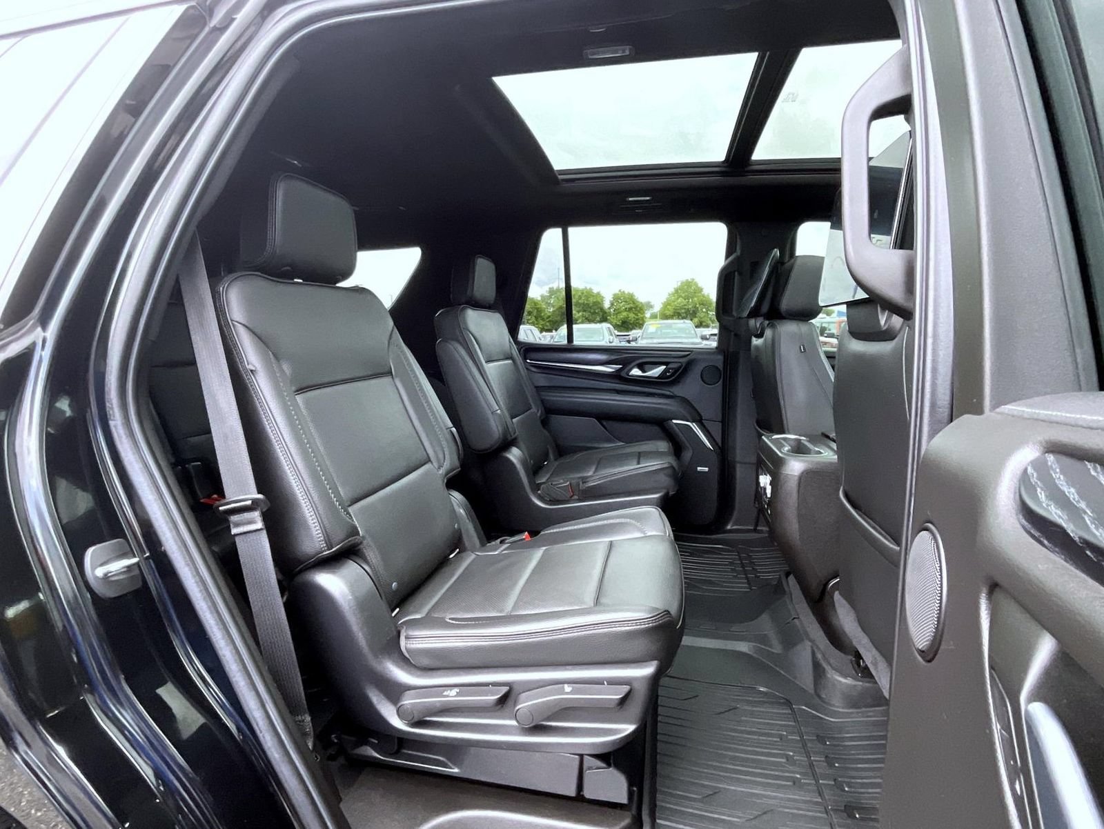 Used 2021 GMC Yukon Denali AWD/4WD image 18