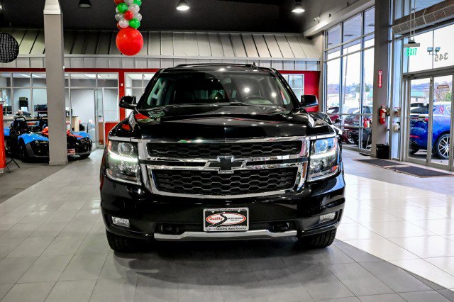 Used 2020 Chevrolet Suburban LT image 2
