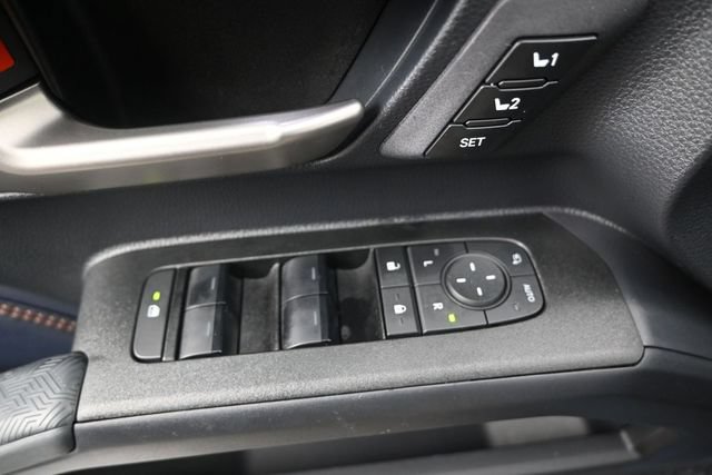 Used 2025 Toyota 4Runner Platinum AWD/4WD image 10
