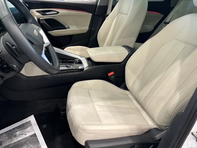 Used 2025 Audi Q5 Premium AWD/4WD image 8