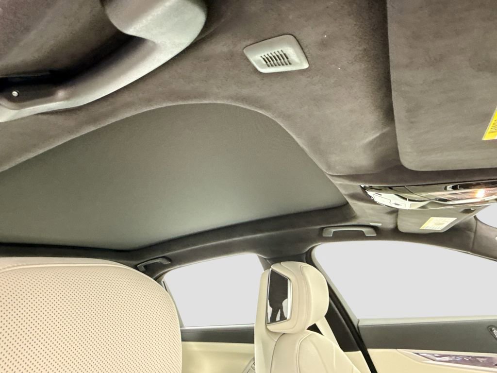 New 2026 BMW i7 xDrive60 AWD/4WD image 17