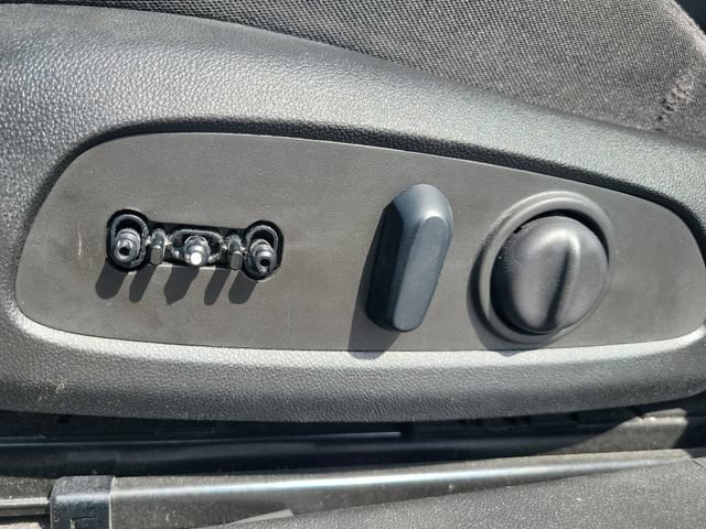 Used 2025 Chevrolet Malibu LT FWD image 19