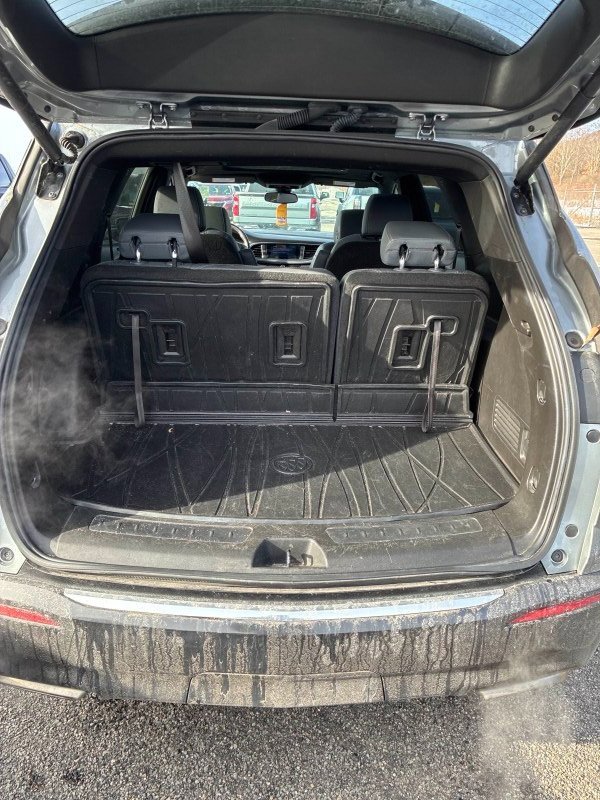 Used 2023 Buick Enclave Essence w/ Experience Buick Package image 6