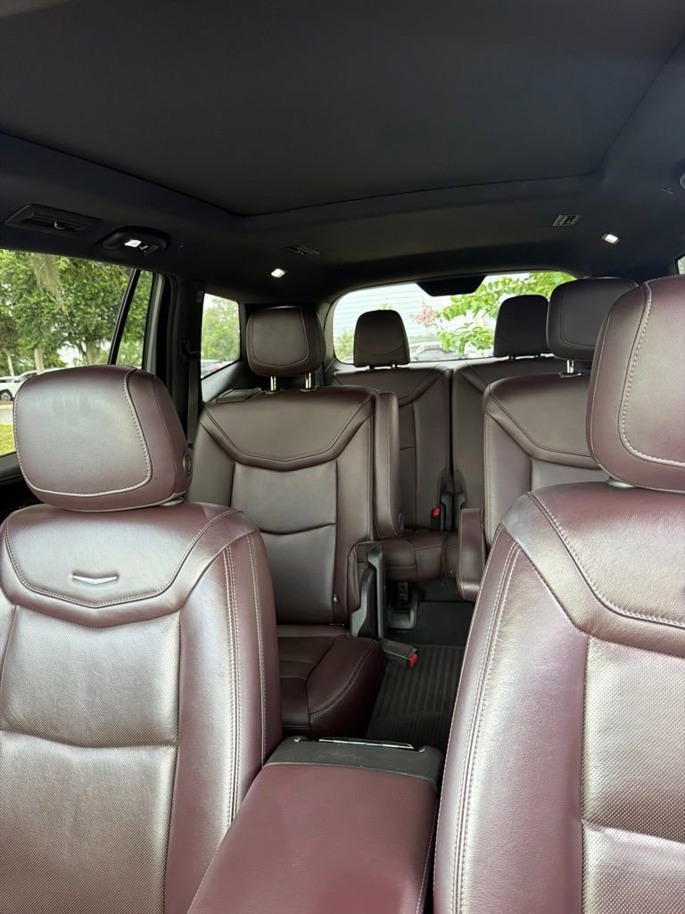 Used 2021 Cadillac XT6 Premium Luxury FWD image 5