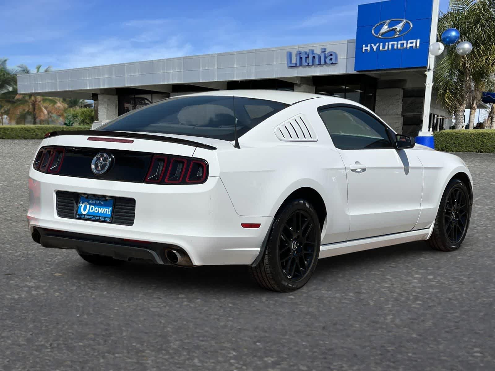 Used 2014 Ford Mustang Coupe w/ Equipment Group 102A RWD video 3
