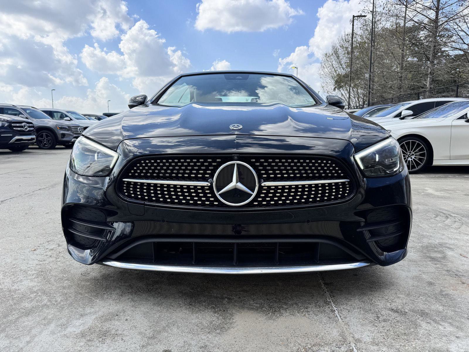 Used 2021 Mercedes-Benz E 450 Cabriolet image 2
