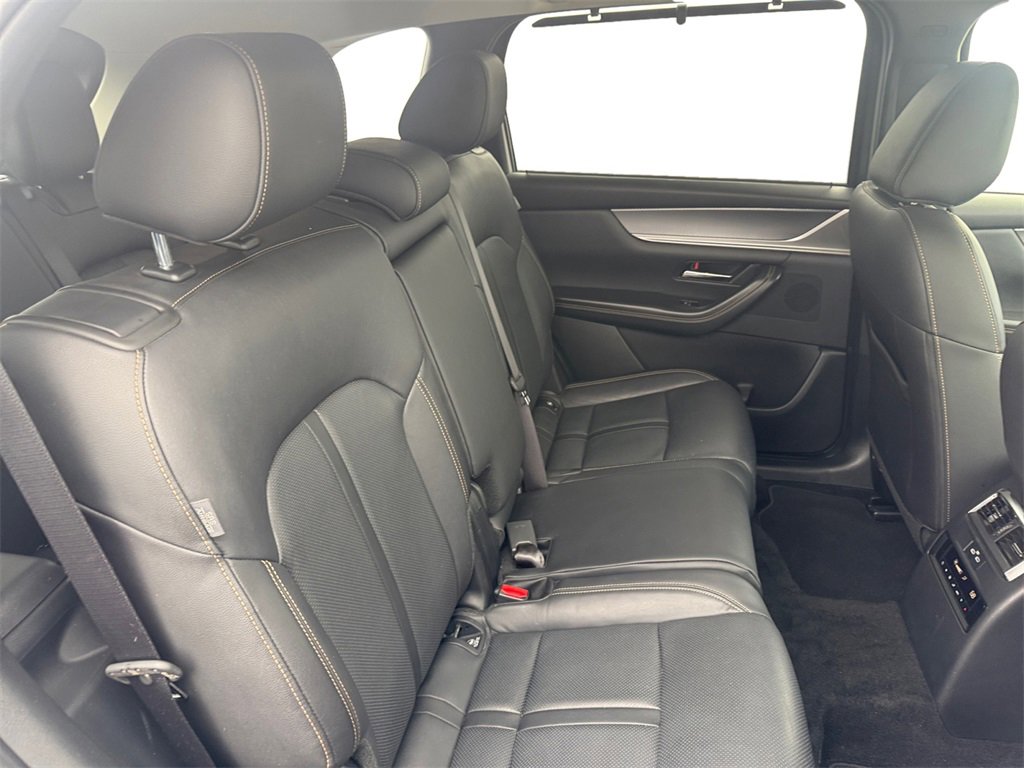 Used 2024 MAZDA CX-90 3.3 Turbo w/ Preferred Package image 18