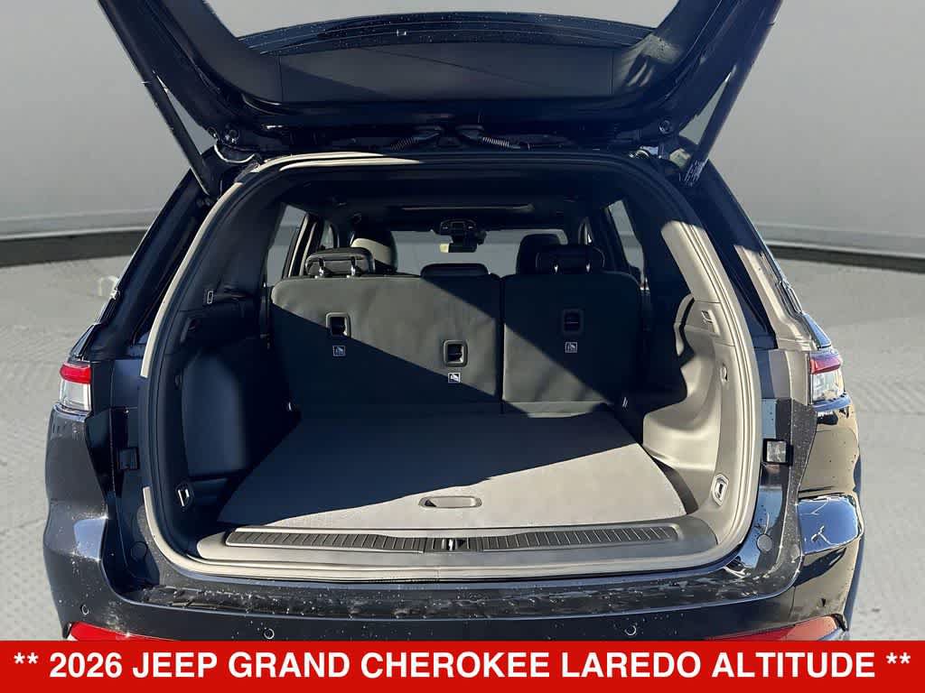 New 2026 Jeep Grand Cherokee Altitude AWD/4WD image 23