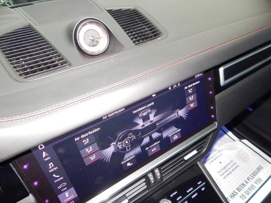 Used 2021 Porsche Cayenne GTS image 24