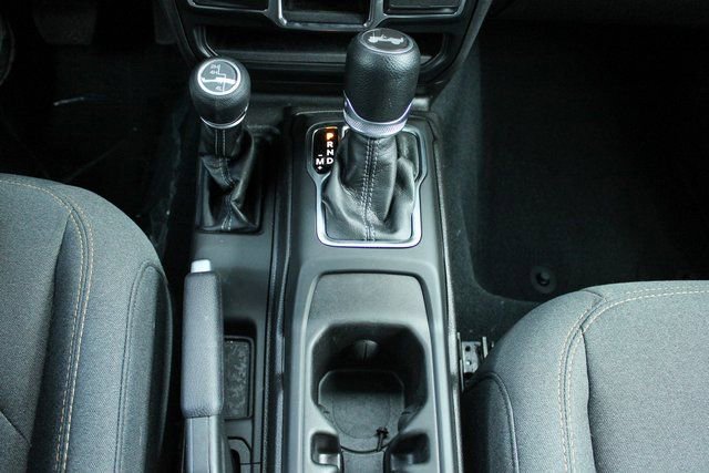 Used 2024 Jeep Wrangler Sport image 17